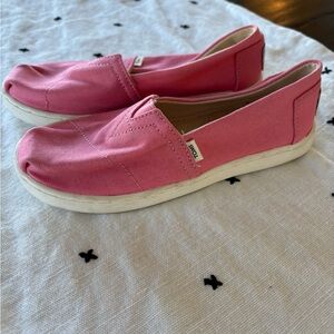 TOMS Girl’s Pink Slip-On Shoes